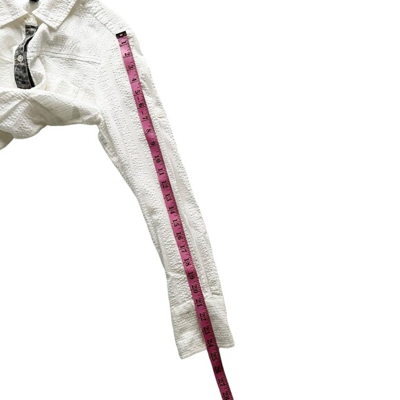 Free People White SeerSucker Blouse Sz 8 Button Tunic Top Floral Trim L/S White - Picture 13 of 13